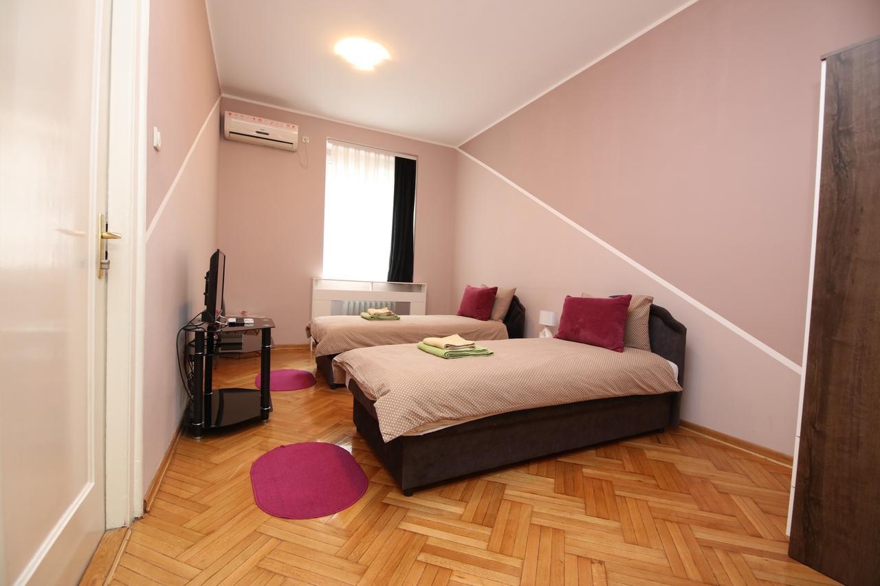 Hostel Fine 베오그라드 외부 사진